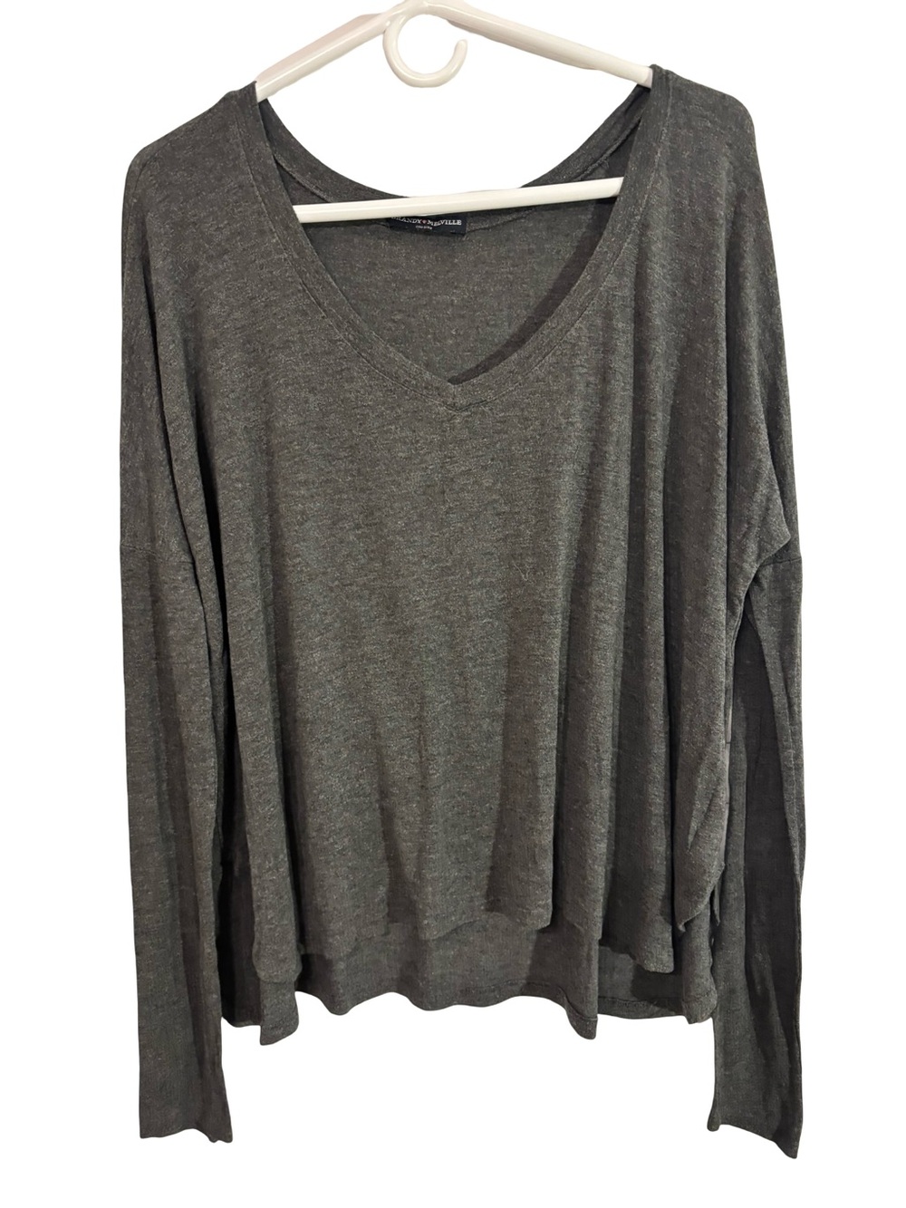 Brandy Melville Relaxed Minimalist Charcoal V-Neck Long Sleeve Top One Size